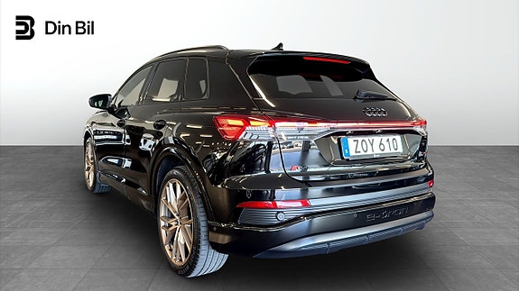 Audi Q4 e-tron 3 of 25