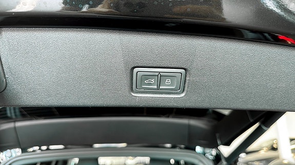 Audi Q4 e-tron 15 of 25