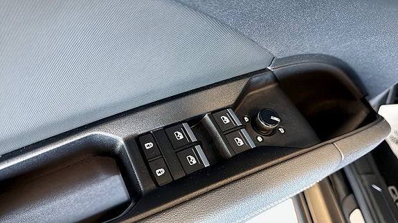 Audi Q4 e-tron 17 of 25