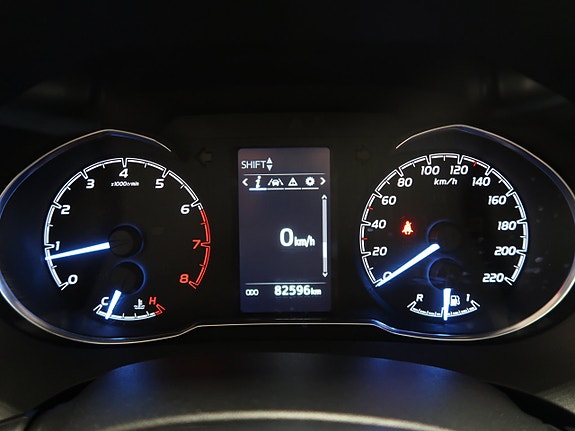 Toyota Yaris 18 of 24