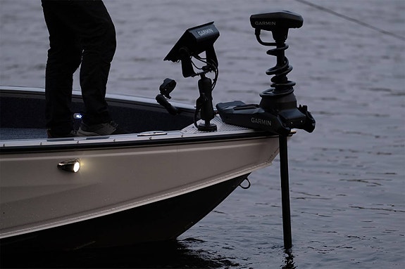 Vizion 600 / Mercury V8 F200 XL Pro XS 7 of 12