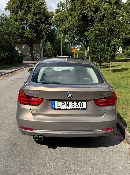 BMW 328i 4 of 11