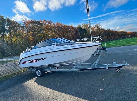 HR 555 Br med Mercury 150 PRO xs 6 of 6