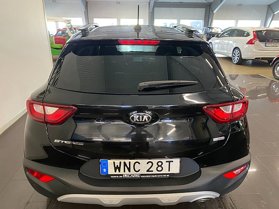 Kia Stonic 5 of 17