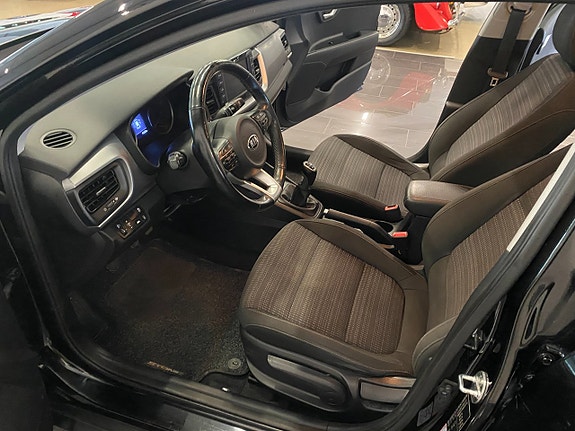 Kia Stonic 10 of 17