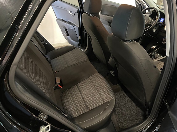Kia Stonic 12 of 17
