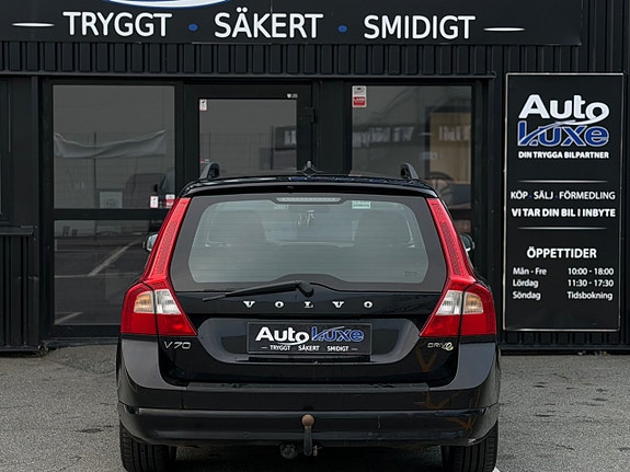 Volvo V70 11 of 27