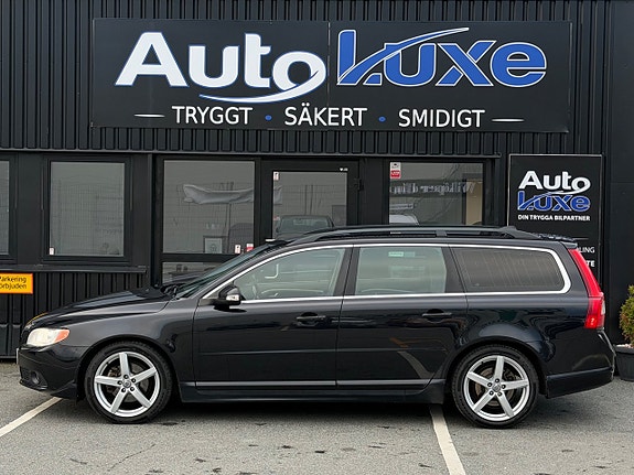 Volvo V70 8 of 27