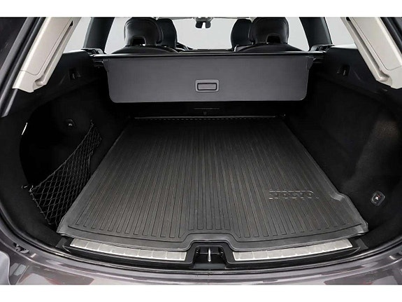 Volvo XC60 19 of 22
