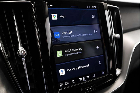 Volvo XC60 12 of 22