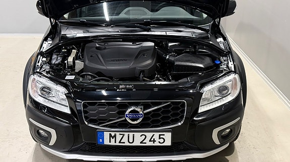 Volvo XC70 21 of 21