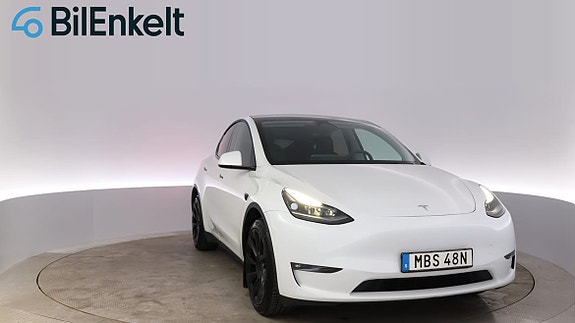Tesla Model Y 29 of 29