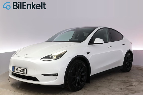 Tesla Model Y 4 of 29