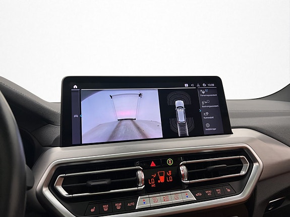 BMW iX3 18 of 30