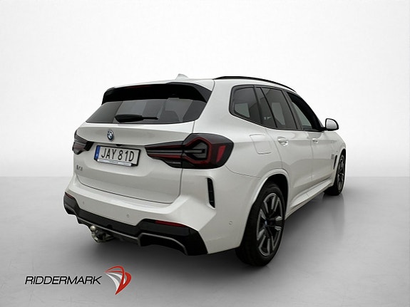 BMW iX3 5 of 30