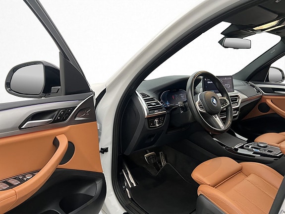 BMW iX3 11 of 30