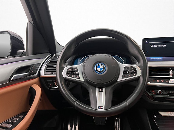 BMW iX3 16 of 30