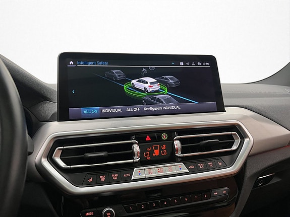 BMW iX3 20 of 30