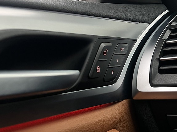BMW iX3 13 of 30