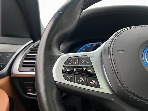 BMW iX3 30 of 30