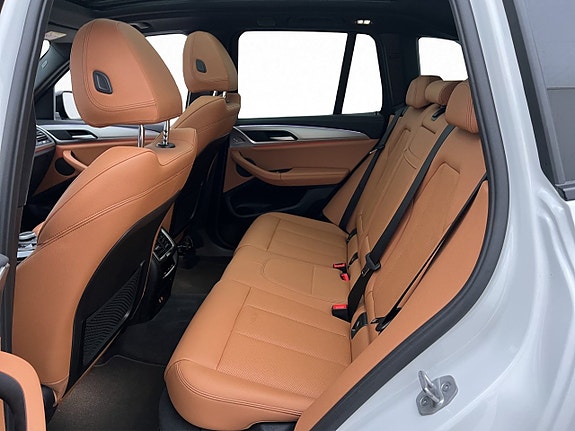 BMW iX3 29 of 30