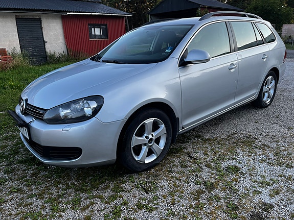 Volkswagen Golf VI 2 of 4