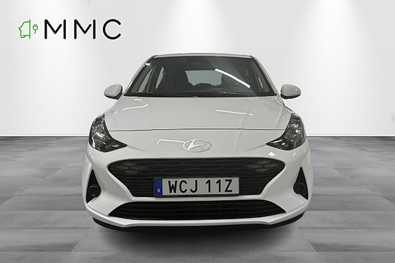 Hyundai i10 4 of 8