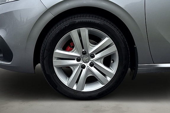 Peugeot 208 9 of 21
