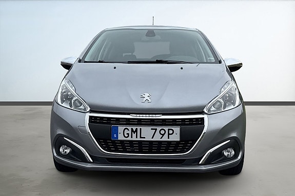 Peugeot 208 8 of 21