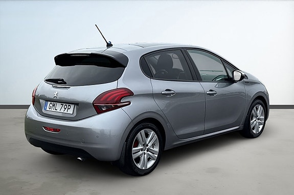 Peugeot 208 5 of 21