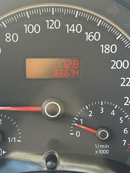 Volkswagen New Beetle 11 of 11