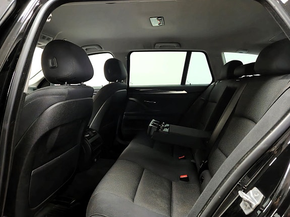 BMW 520d 26 of 28