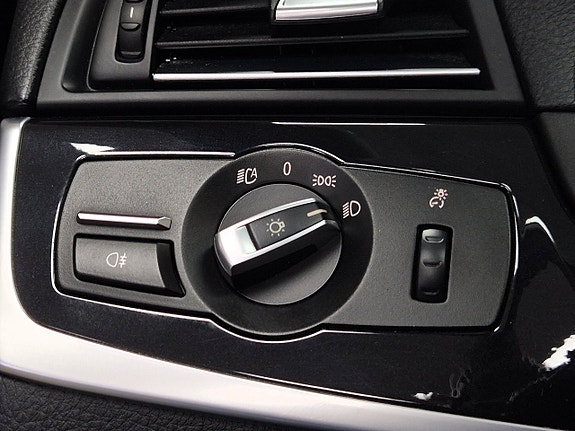 BMW 520d 13 of 28