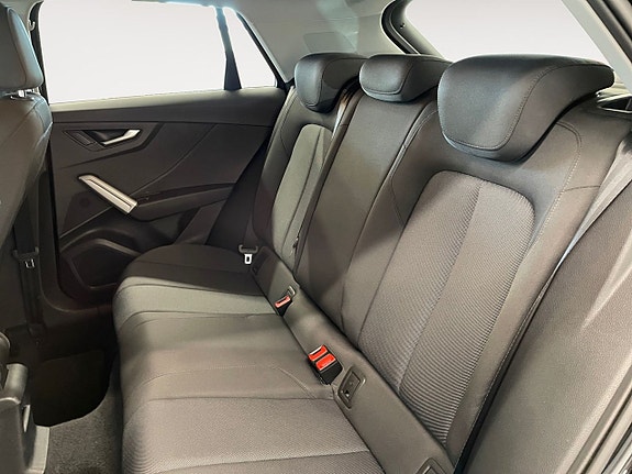 Audi Q2 14 of 23