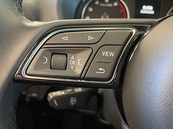 Audi Q2 20 of 23