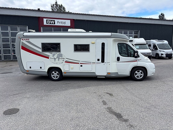 Kabe Travel Master 750T Låga långbäddar - AC - Alde - Separat dusch - Dragkrok 2 of 21