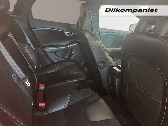 Volvo V40 8 of 10