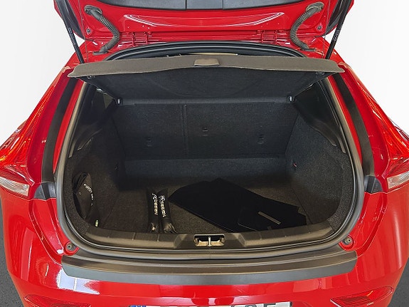 Volvo V40 6 of 10