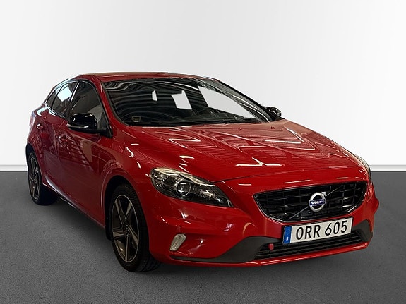 Volvo V40 3 of 10