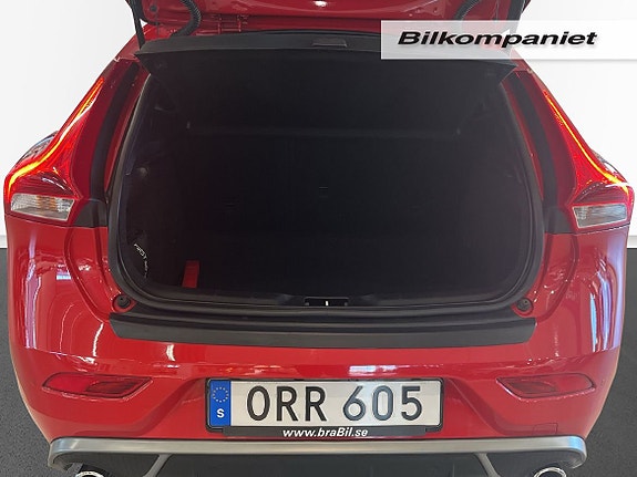 Volvo V40 6 of 10