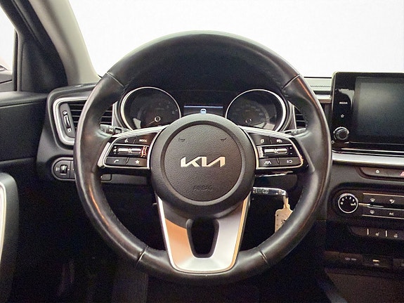 Kia Ceed 14 of 30