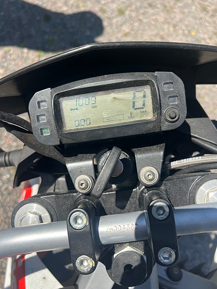 Aprilia SX50 8 of 12