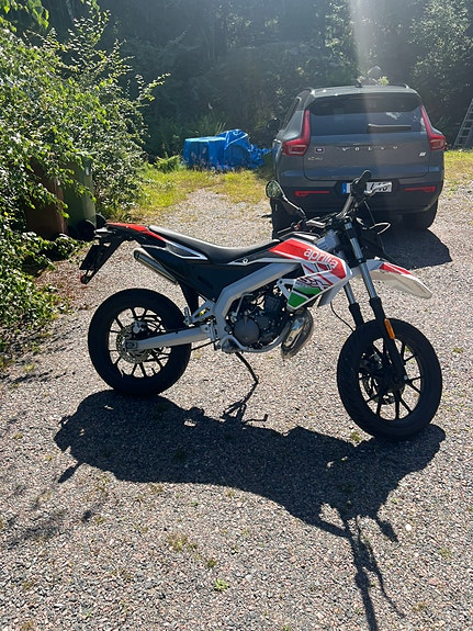 Aprilia SX50 3 of 12
