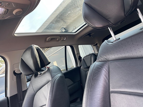 Citroen Grand C4 Picasso 10 of 12