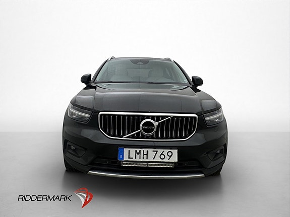 Volvo XC40 2 of 30
