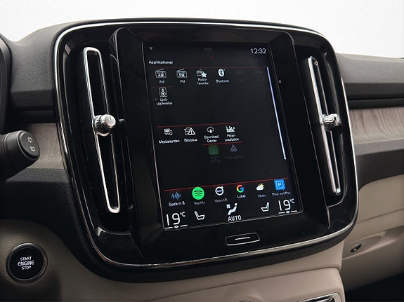 Volvo XC40 28 of 30