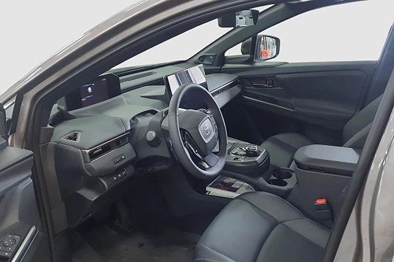 Toyota bZ4X Touring 7 of 11