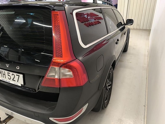 Volvo XC70 4 of 10