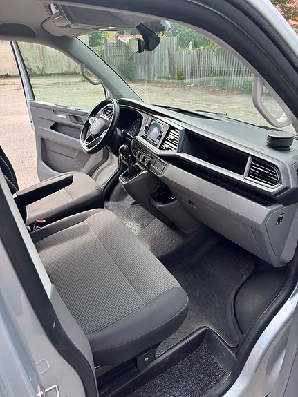 Volkswagen Transporter 9 of 12