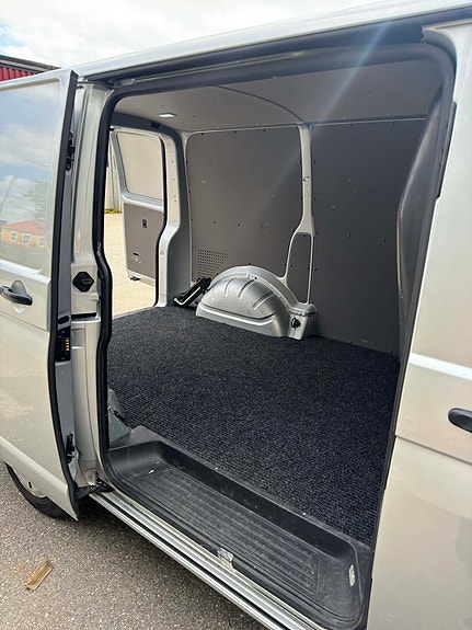 Volkswagen Transporter 11 of 12